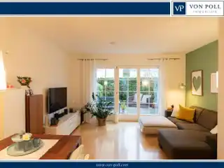 Well-maintained Mid-terrace House