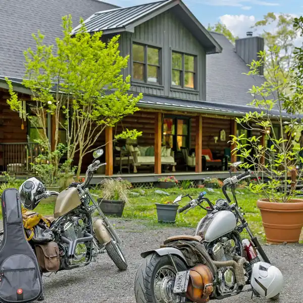 COUNTRYSIDE SERENITY MEETS LUXURY LIVING