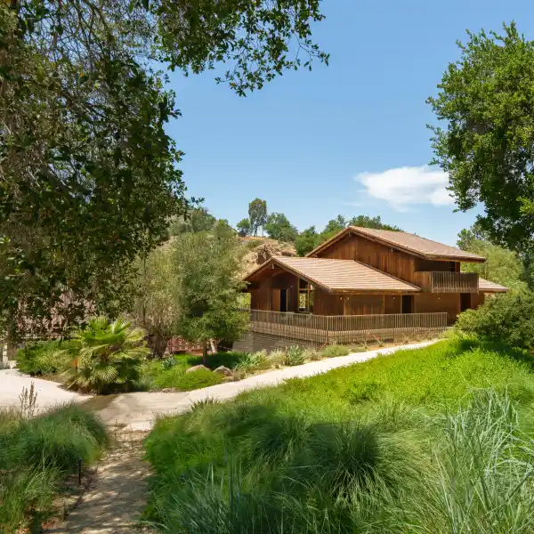 ZEN-INSPIRED ARCHITECTURAL RETREAT IN THE HEART OF MALIBU