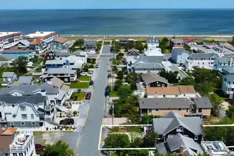 Quintessential Coastal Cottage