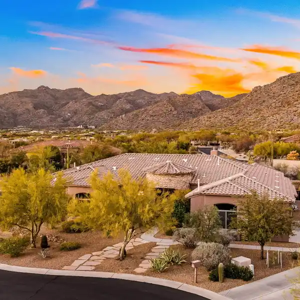 GORGEOUS HOME IN DOS LAGOS AT DOVE MOUNTAIN