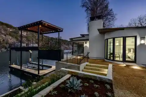 Lake Austin Waterfront with Park Views