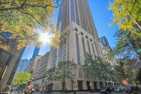 Half-Floor Penthouse Bespoke Residence