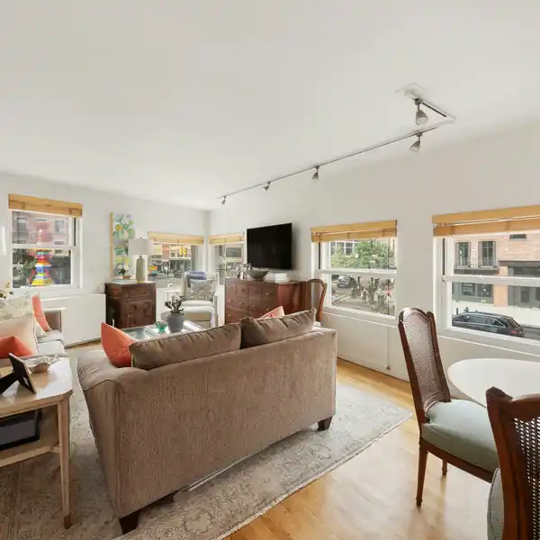 RENOVATED CORNER ONE-BEDROOM CONDOMINIUM