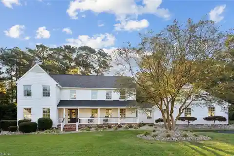 Modern Farmhouse on Two Peaceful Acres