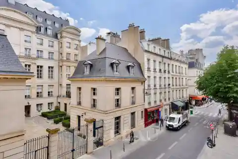 Elegant Duplex Apartment on the First Two Floors