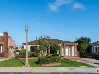 Elegant Home with Spa Oasis