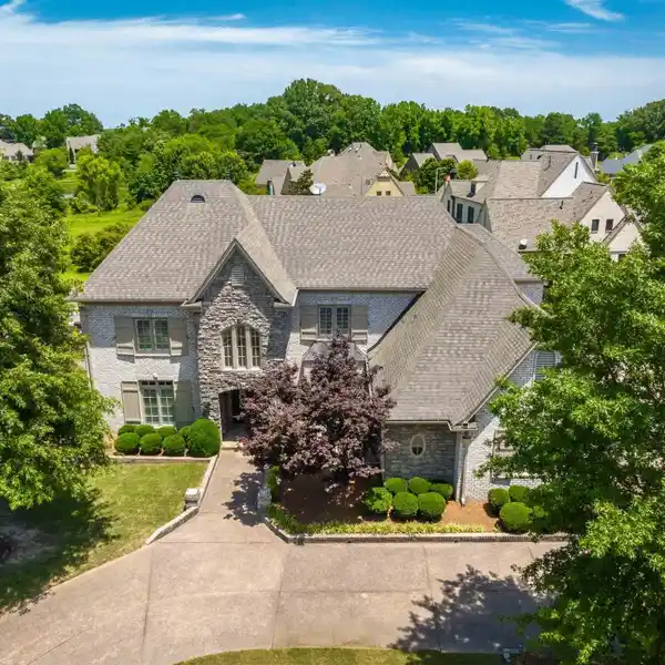 EXQUISITE CUSTOM BRICK HOME