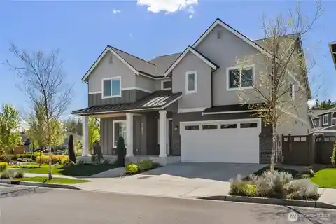 Former Model in the Vibrant Ten Trails Community