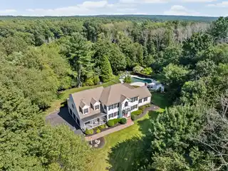 Luxury Living in Norwell!