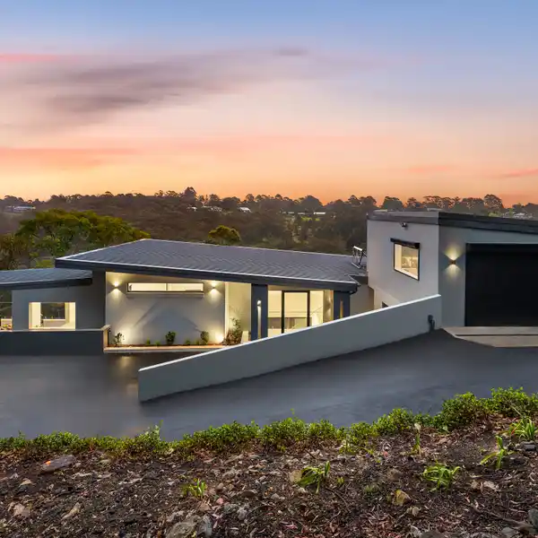 MASTER BUILT DESIGNER HOME