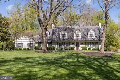 Beautifully Renovated and Expanded Colonial in Potomac Village