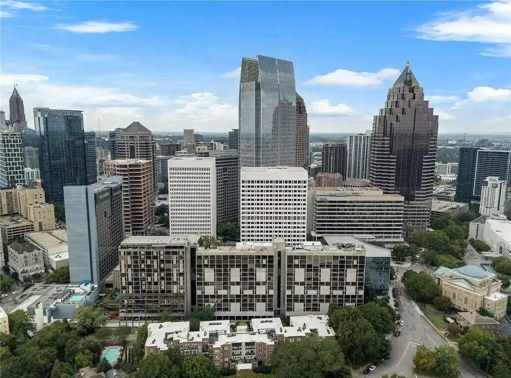 One-of-a-kind Combo Unit at Colony Square