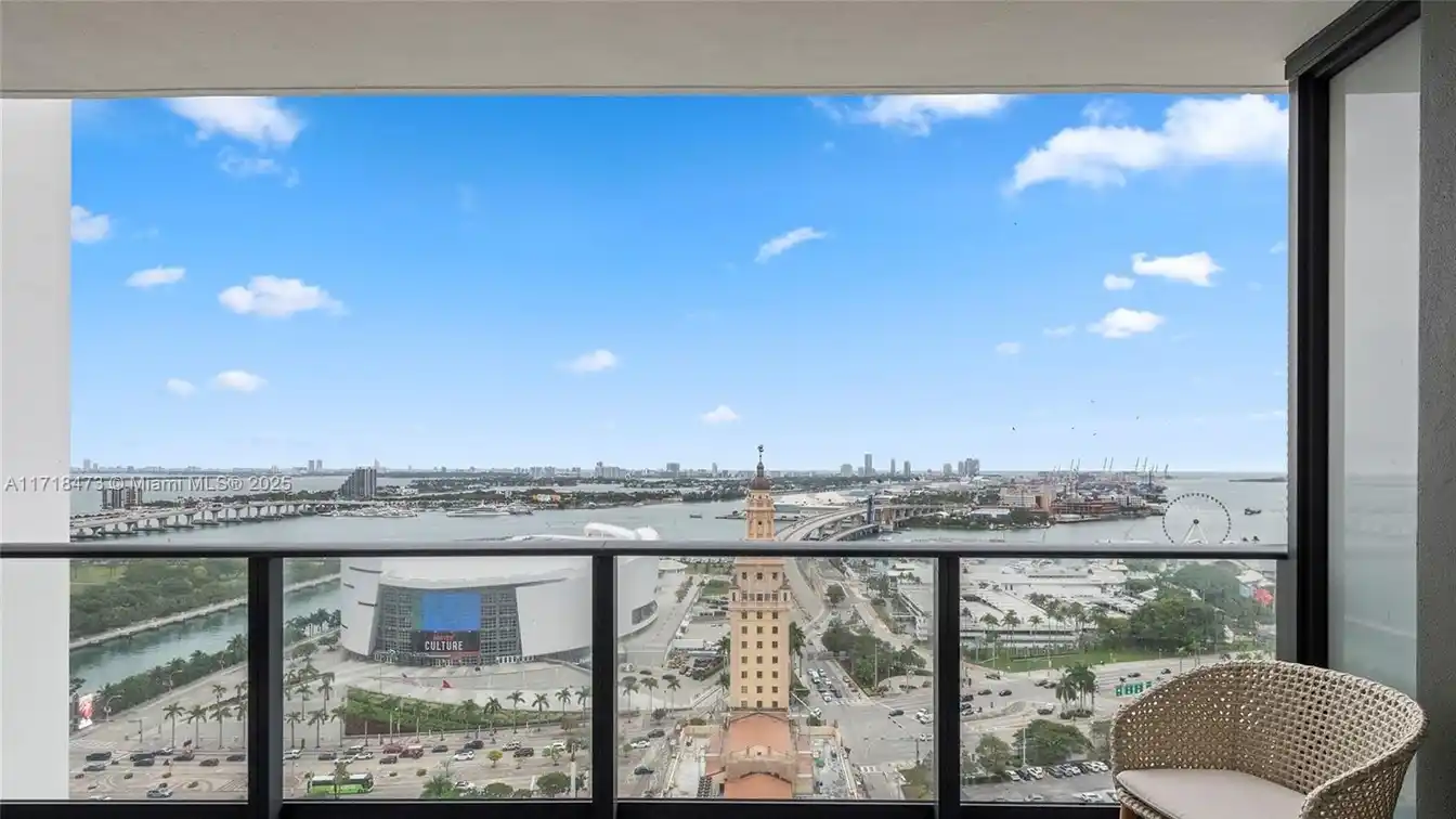 Luxury and Convenience at Gale Miami Hotel & Residences