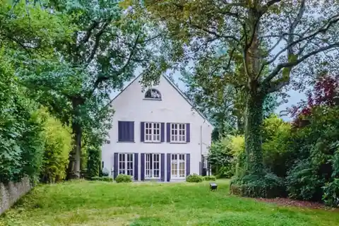 Classic Villa in the Errera District
