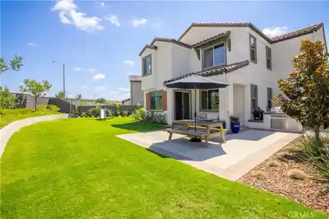Stunning Home in Desirable Botanica