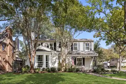 Classic Retreat with Inviting Modern Warmth