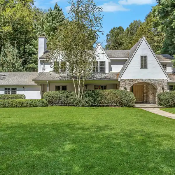 IMMACULATE, SUN-FILLED RESIDENCE