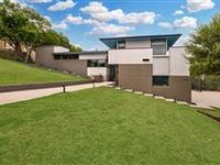 CONTEMPORARY HOME IN DESIRABLE DAVENPORT RANCH