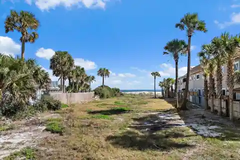 Oceanfront Lot at Amazing Value