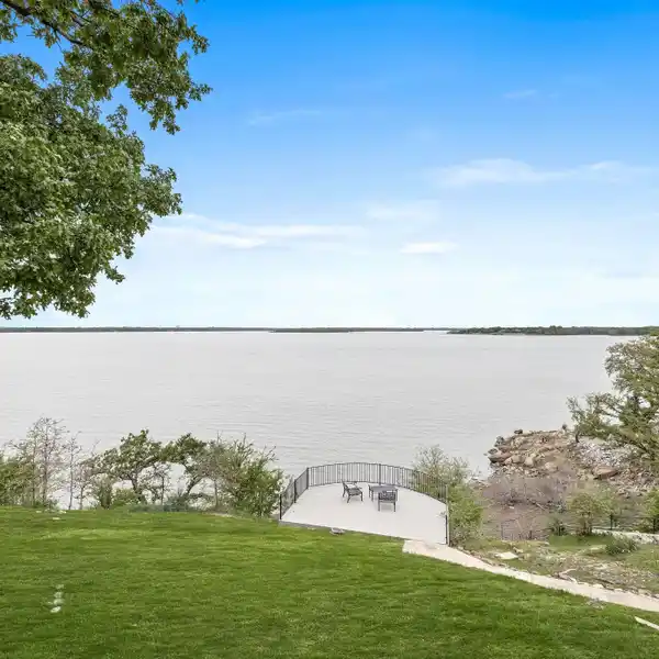 LAKEFRONT STUNNER WITH INCREDIBLE VIEWS