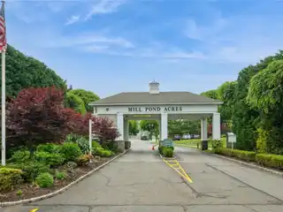Unique Home in Mill Pond Acres