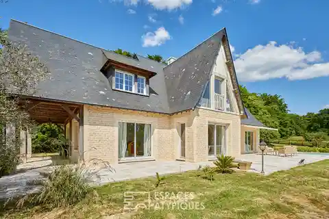 Elegant Architect-Designed House in Unspoiled Setting