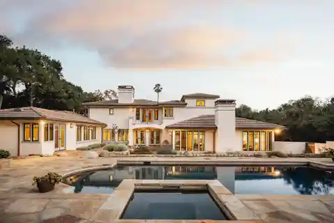 Sophistication and Seclusion in the Riven Rock Enclave
