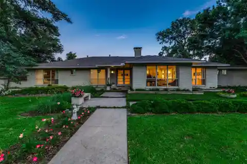 Beautifully Updated and Redesigned Transitional Home