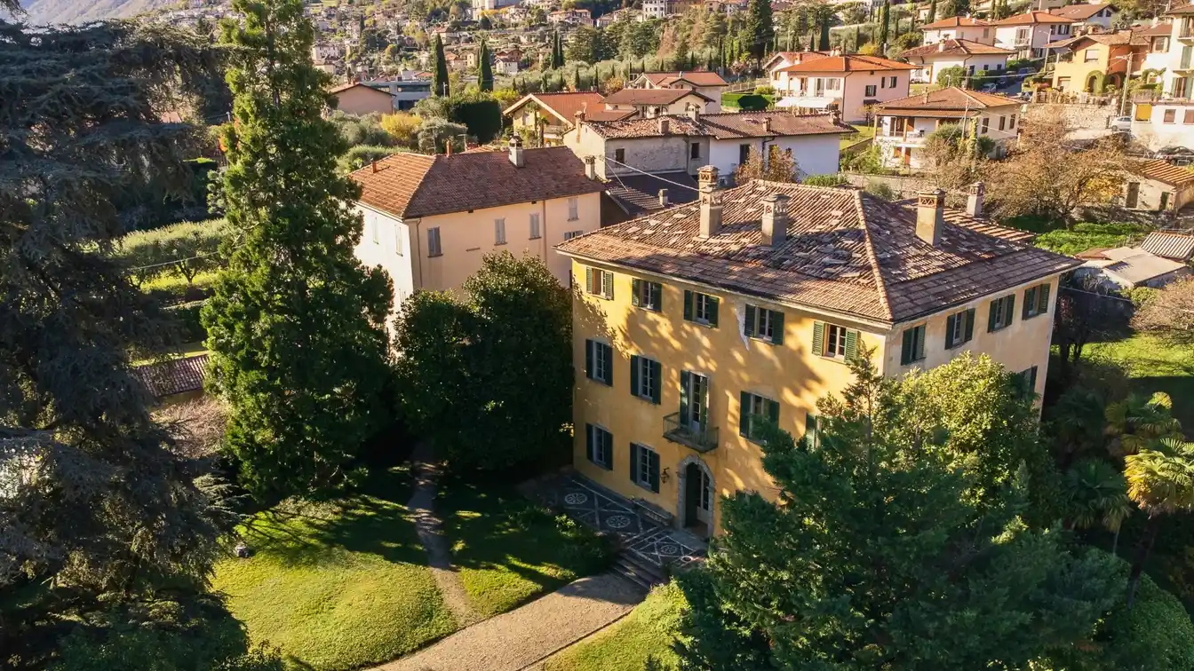 Grand Historic Villa in Tremezzo