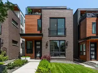 Stunning Contemporary Detached Single-Family Home