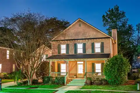 Lovely Home in a Quaint Neighborhood