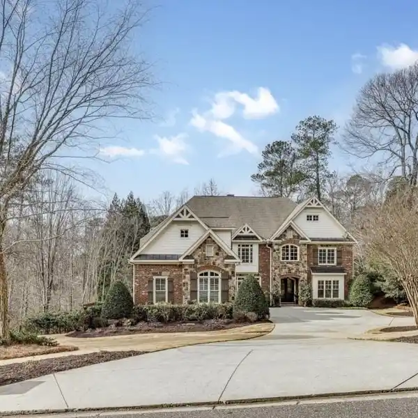 EXCEPTIONAL CUSTOM HOME ON A PICTURESQUE CUL-DE-SAC