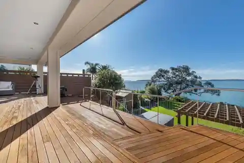 Ultimate Waterfront Bi-Level Sanctuary