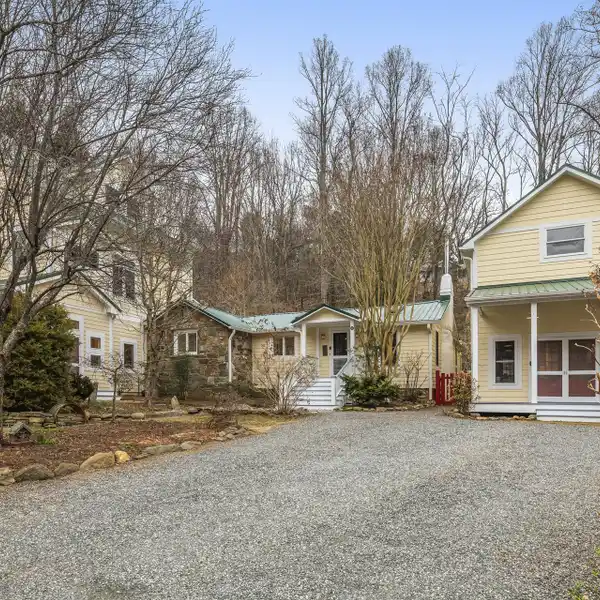 BEAUTIFULLY UPDATED ORIGINAL BEAVERDAM HOME