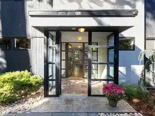 Contemporary Riverdale Estate with Dramatic Architectural Design