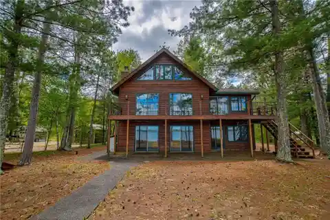 Lakefront Gem with Sandy Shoreline