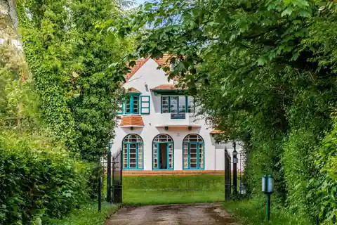 Beautiful 1930s Property