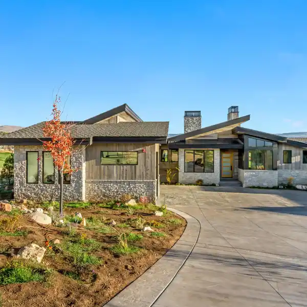 WARM AND INVITING HOME