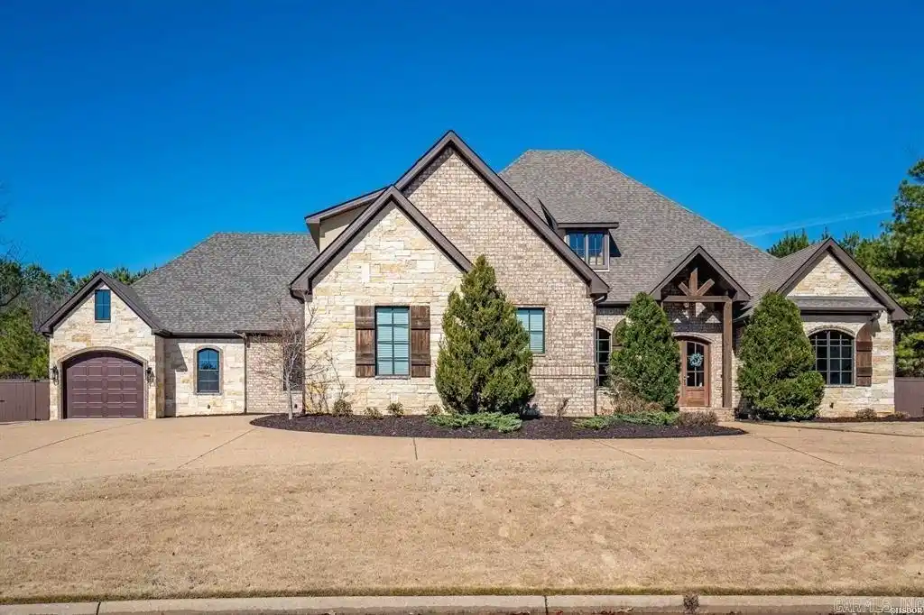 Sprawling Luxury Home in an Exclusive Gated Community