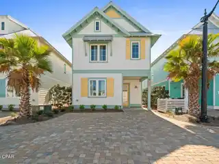 Splendid Beach House