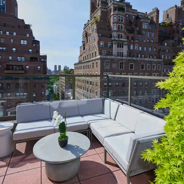 ICONIC PARK AVENUE LIVING