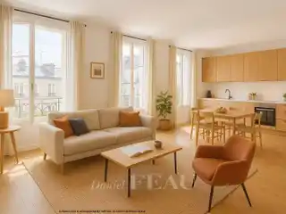 Dual-aspect Apartment in Prestigious Gros Caillou