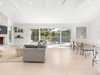 NEWLY REDONE RENTAL MINUTES FROM THE OCEAN