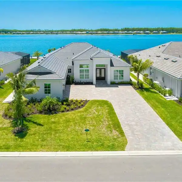 CONTEMPORARY AMENITIES IN A TRANQUIL SETTING