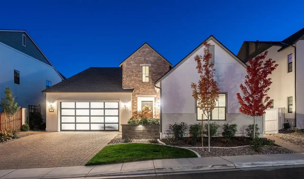 Move-in Ready Home in Exclusive Rancharrah