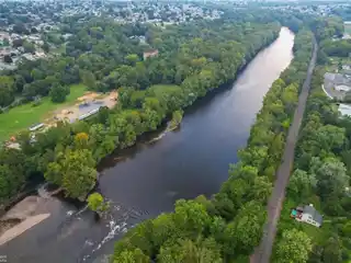 34 Acres on the Lehigh River