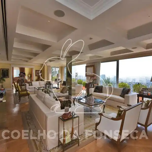 SPLENDID TRIPLEX PENTHOUSE