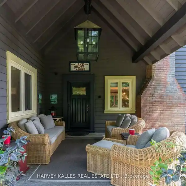 CHERISHED WATERFRONT COTTAGE