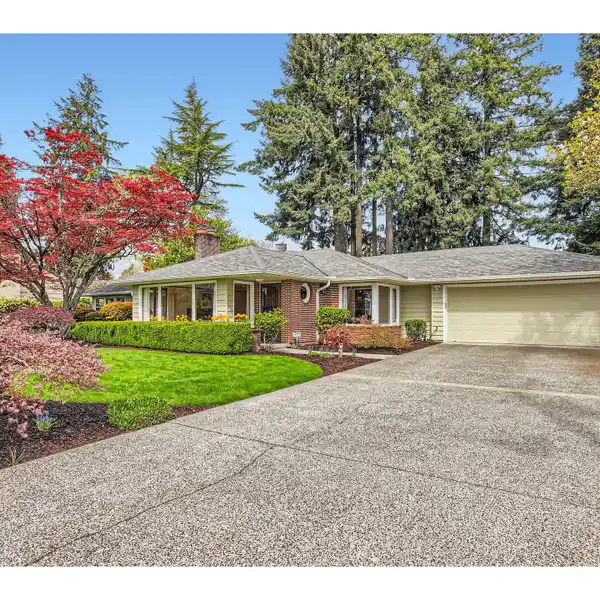 1950 CLASSIC RANCH IN COVETED VISTA HILLS